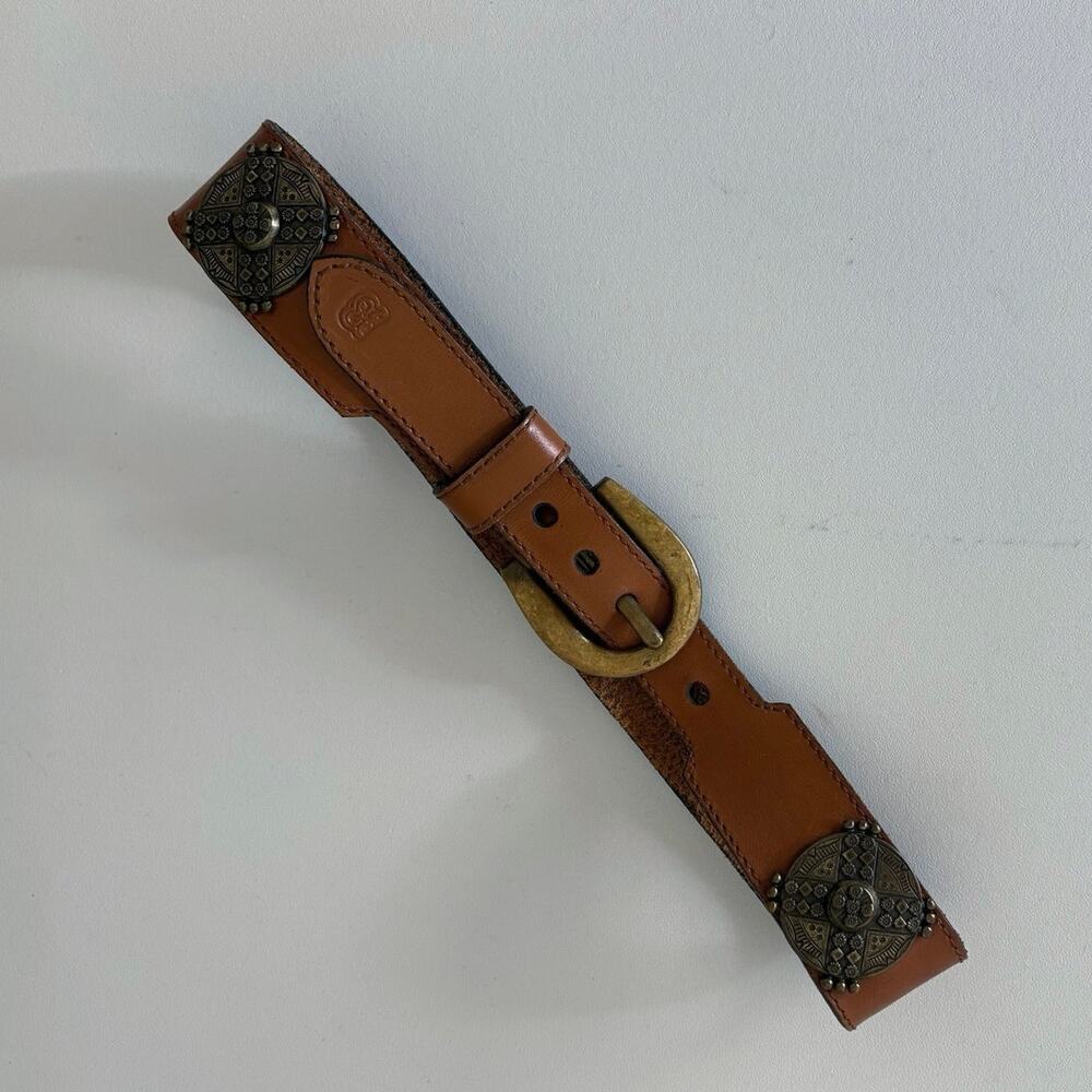 Vintage Western Brown Leather Belt With Metal Detailing cowboy cowgirl rodeo